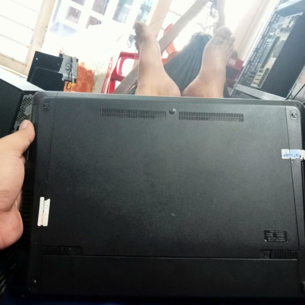 Sửa máy tính Bến Vân Đồn cài Win PC, Laptop